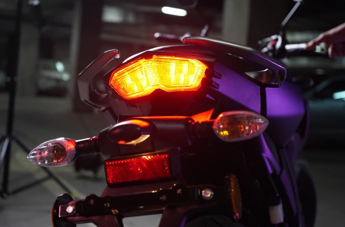 FZ25