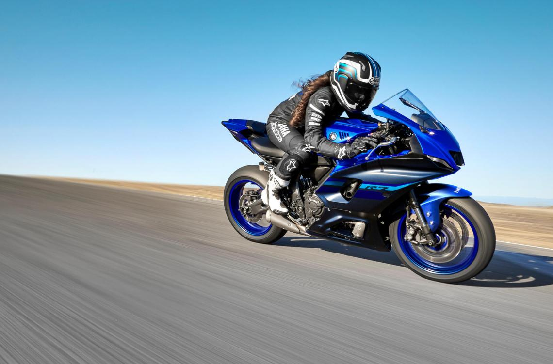 YZF-R7