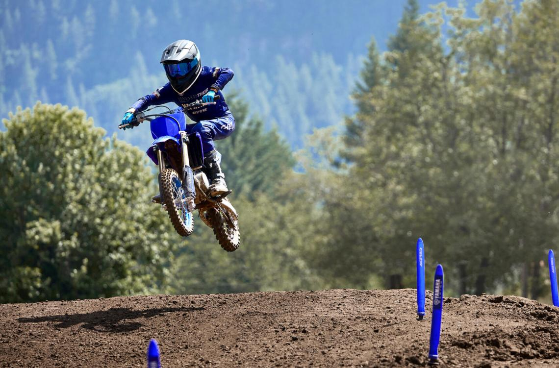 YZ65