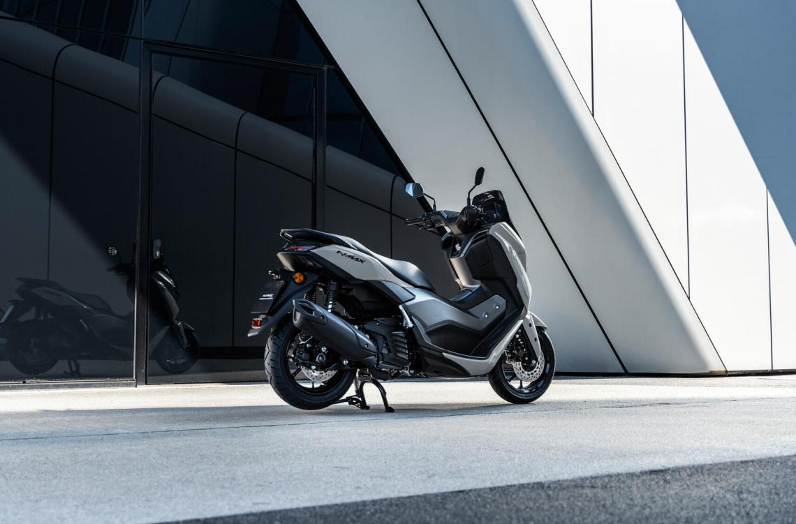 NMAX 125 Tech MAX