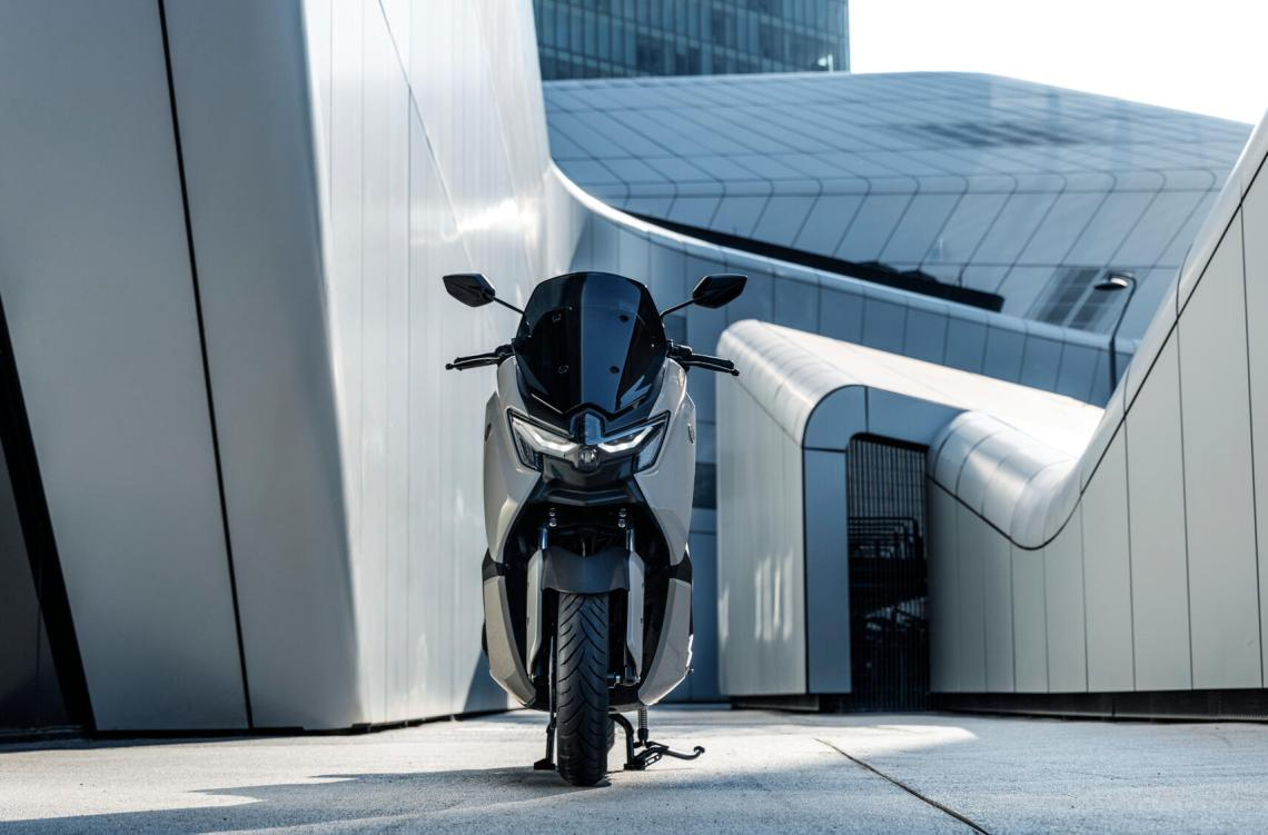 NMAX 125 Tech MAX