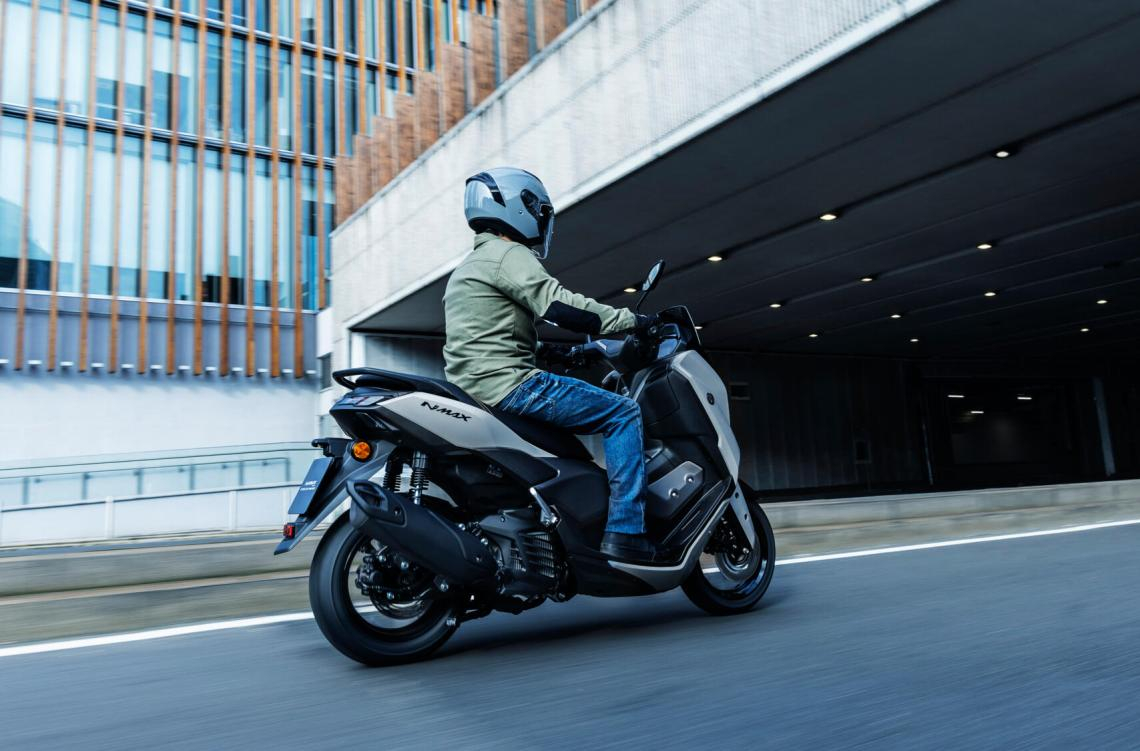 NMAX 125 Tech MAX