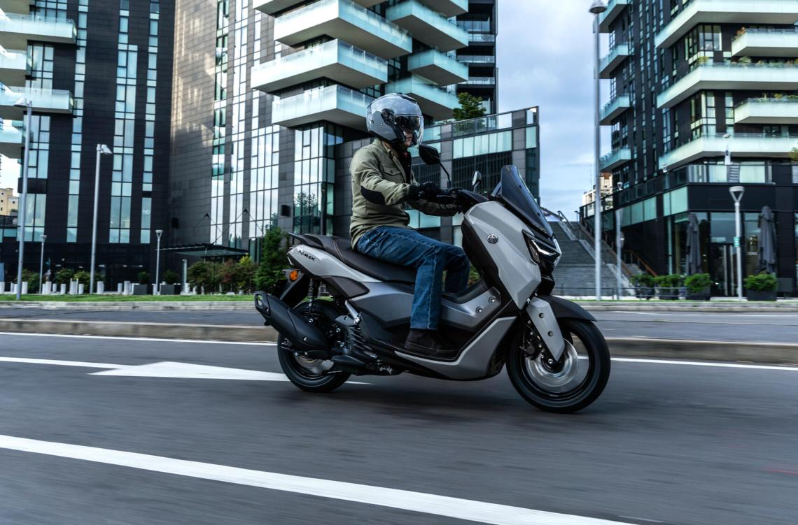 NMAX 125 Tech MAX
