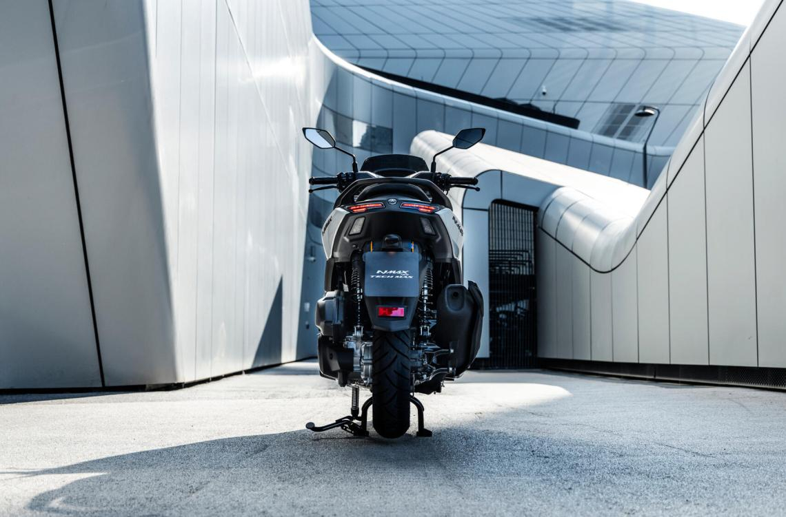 NMAX 125 Tech MAX